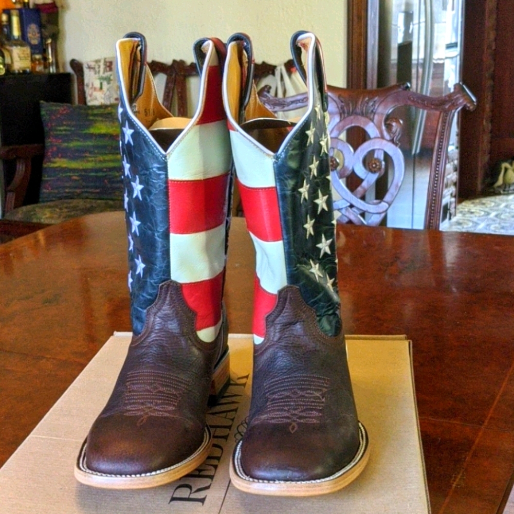 NWT Redhawk Star and Stripes cowboy boots